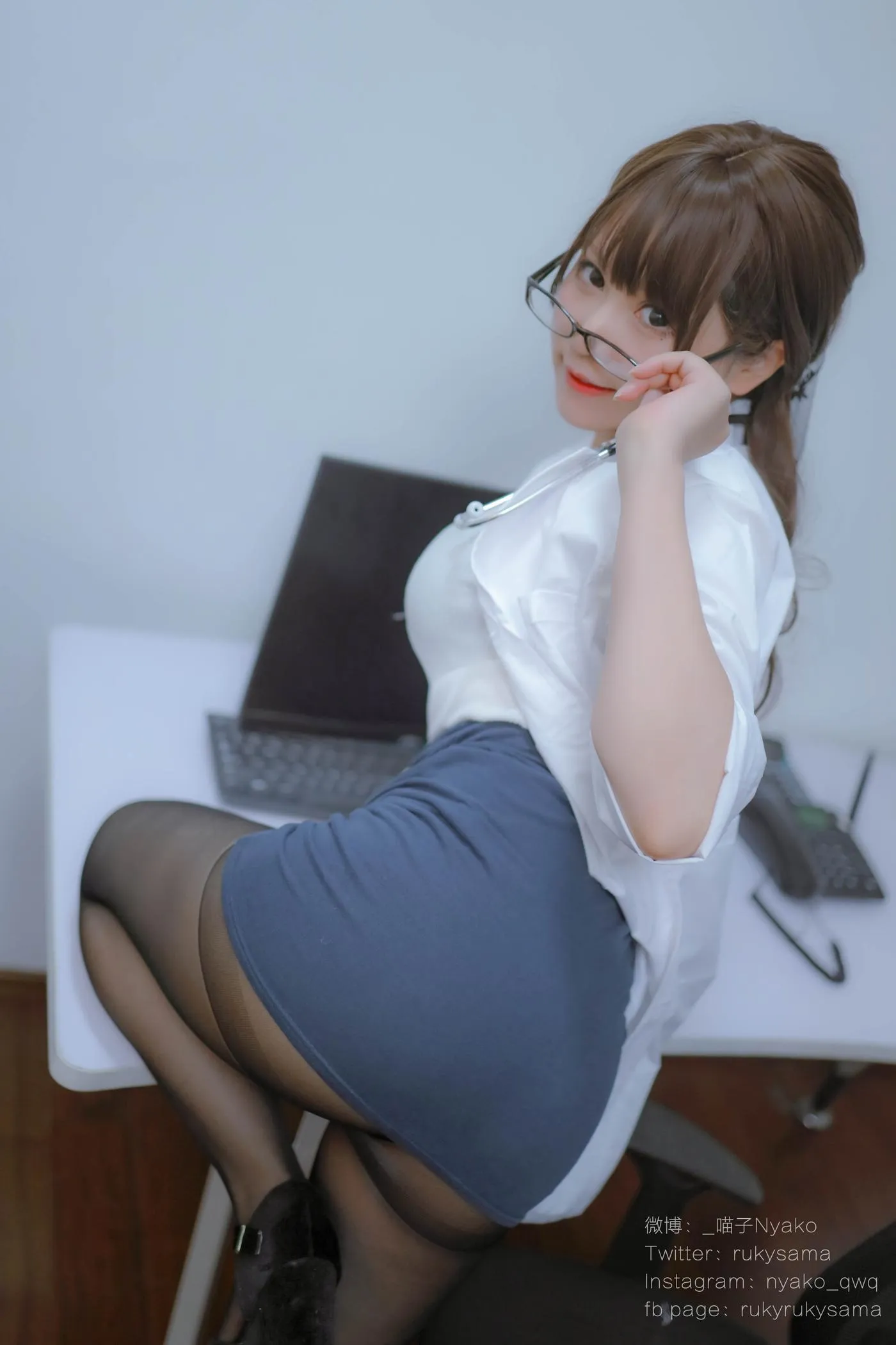 Nyako喵子 – NO.26 秘密病棟 [82P]插图2